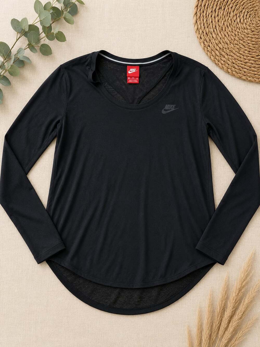 Nike Women's Black Long Sleeve Mesh Workout Shirt Top Size S (v1)